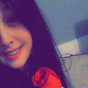 Meet your Posher, Jasmine